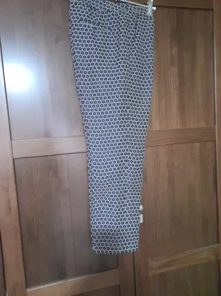 Pantalón estampado mujer