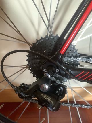 Bicicleta de carretera Elios Fibra