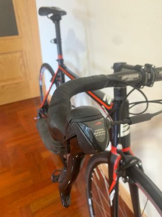 Bicicleta de carretera Elios Fibra