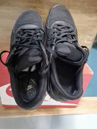 Nike Air Max Excee Negro