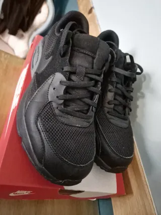 Nike Air Max Excee Negro