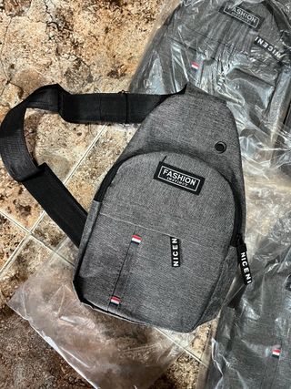 Bandolera hombre gris