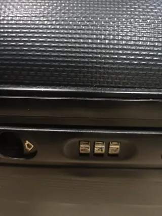 Neceser de viaje duro negro/gris