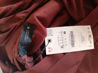 Vestido rojo asimétrico