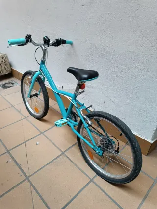 Bicicleta btwin infantil azul