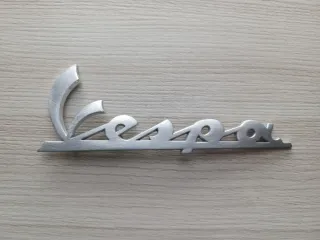 Logotipo antiguo Aluminio Vespa 125cc