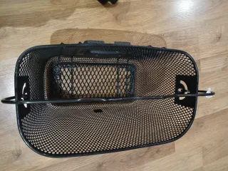 Cesta de bicicleta negra