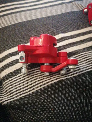 Pareja Frenos Mecánicos Moto/Bici Rojos