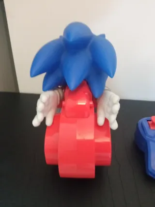 Sonic RC teledirigido con mando
