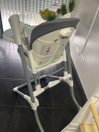 Trona eléctrica balancín Lionelo