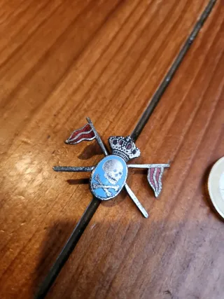 Insignia militar antigua caballería fúnebre