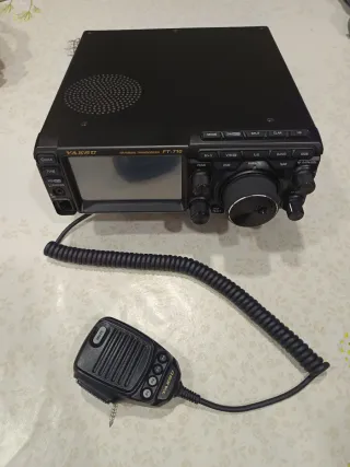 Emisora Yaesu FT-710 HF/50MHz Transceptor