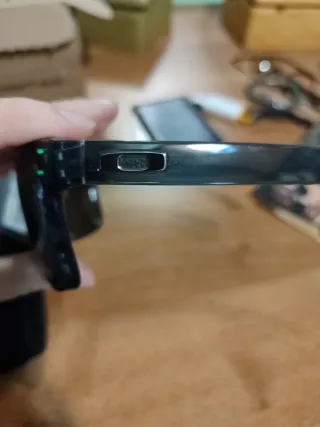 Occhiali da sole Oakley verdi