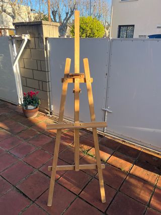 Soporte de madera para pintar