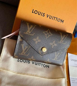 Louis Vuitton Victorine Portafoglio Originale