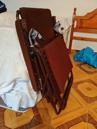 Sillón plegable marrón