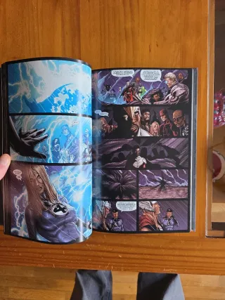 Civil War-Marvel Deluxe