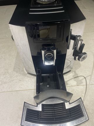 Cafetera Jura E8 Alta Gama