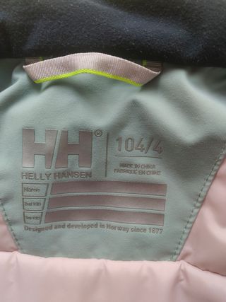 Chaqueta Helly Hansen Niño 4 años. Altura 104 cm.