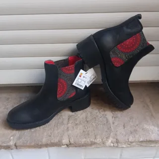 Botines Desigual negros talla 36