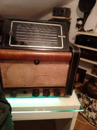 Radio Invicta M240 Multibanda Funciona