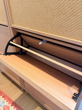 Dos Zapateros Madera y fibra natural