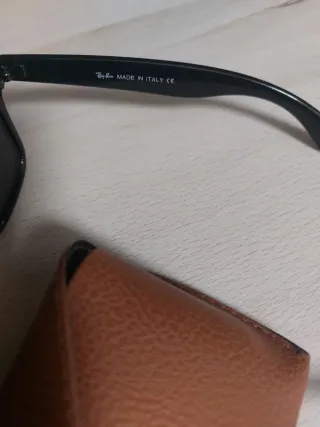 Gafas de sol Ray-Ban Negras con estuche