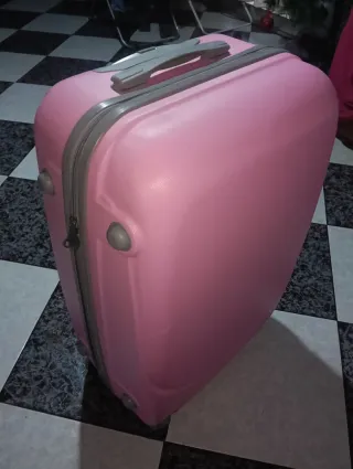 Maleta de viaje rosa