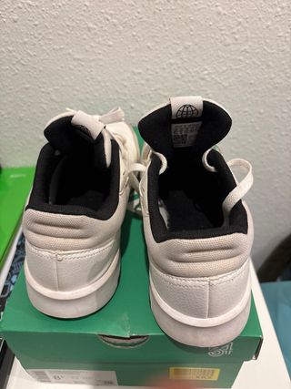 Zapatillas Adidas Blancas y Negras Talla 39.5