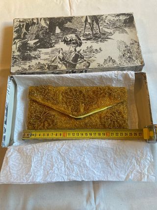 Monedero antiguo de pedrería dorado