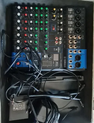 Yamaha Mg10XU Mesa de Mezclas