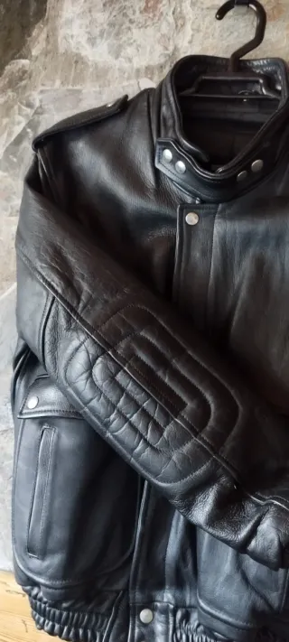 Chaqueta Moto Cuero Negra estilo Retro
