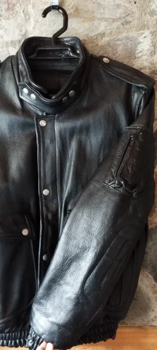 Chaqueta Moto Cuero Negra estilo Retro