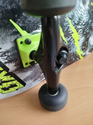 Monopatín Oxelo Lobo Completo