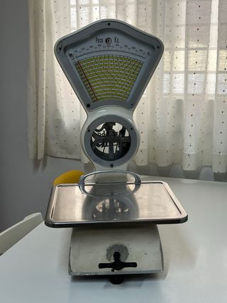 Báscula antigua de ultramarinos