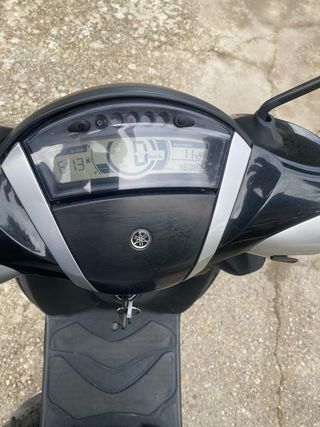 Yamaha Xenter 125 Scooter Negra