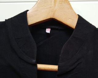 Camisa asiática negra