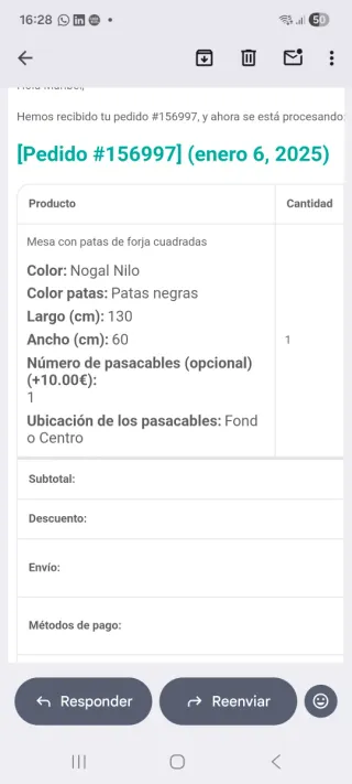 Escritorio de madera Tutrocito