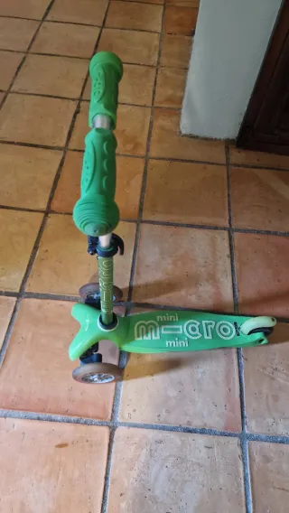 Patinete Niño de 2 a 5 años,  con 3 ruedas