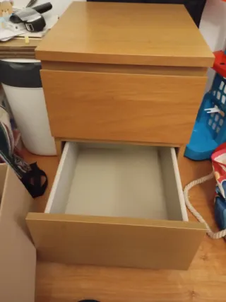 Mesita de noche MALM Ikea madera