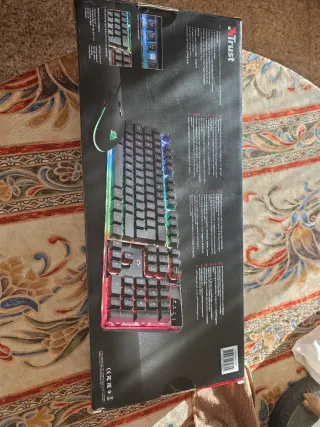 Teclado y Ratón Gaming Trust AZOR