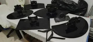 Lote de Bases para TV (varias). Peanas