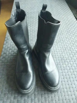 Botas Stradivarius Negras Talla 38