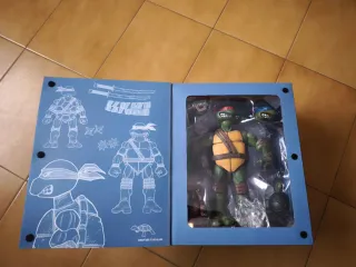 Figura Leonardo Tortugas Ninja 1:6 Mondo