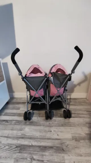 Carrito Doble Muñecos Juguete