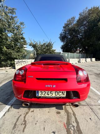 Toyota MR2 2004