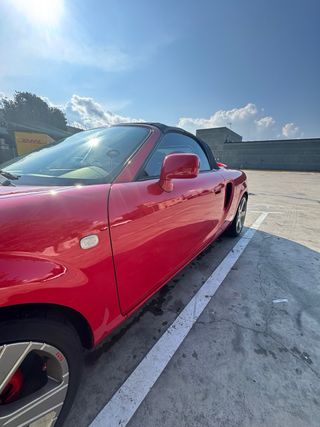 Toyota MR2 2004