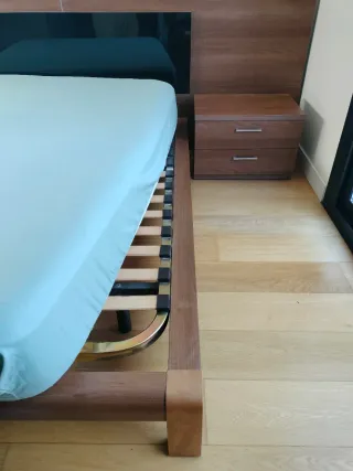 Cabecero y Mesitas de Noche