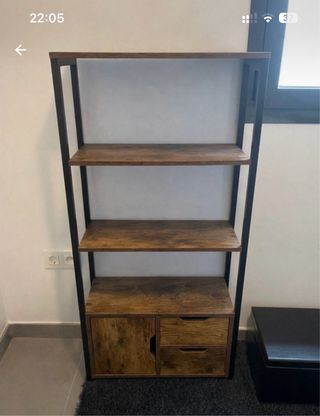 Estantería/librería impecable estilo industrial