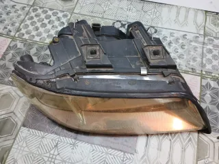 Faro Audi A6 2002 (No Xenon)